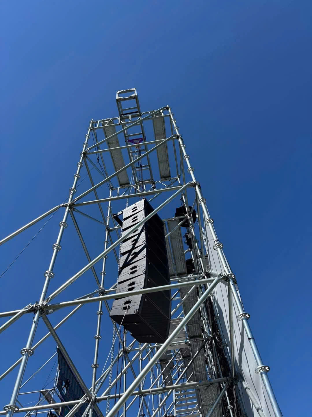 z7445718650333_add9f10bbf2bacd18e67b18ba9861ce5